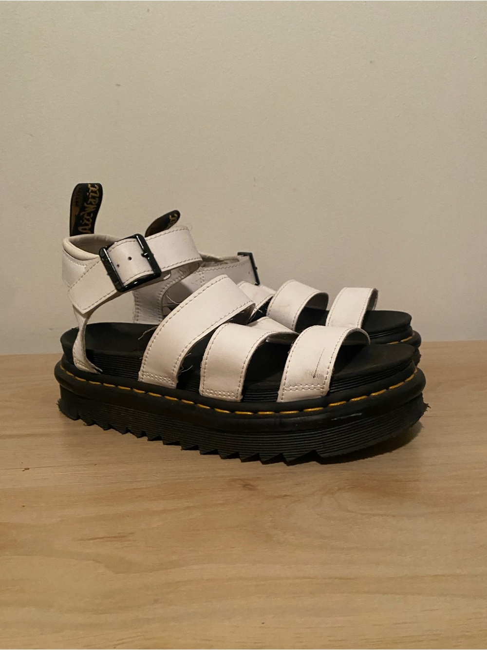 Dr. Martens Blaire White Leather Platform Strap Sandals Women’s Size 6
